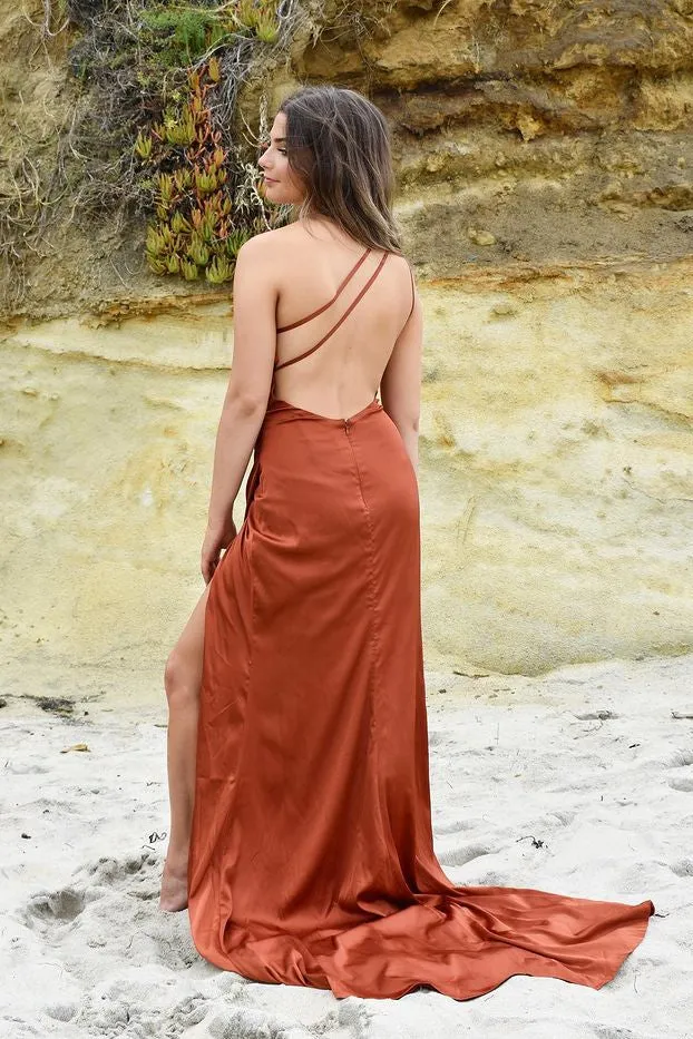 Robe de bal sirène élégante orange brûlé avec fente, une épaule, froncée et dos nu