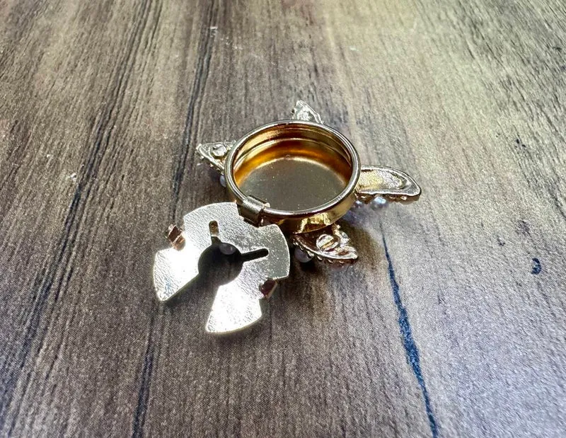 Clip cache bouton Star