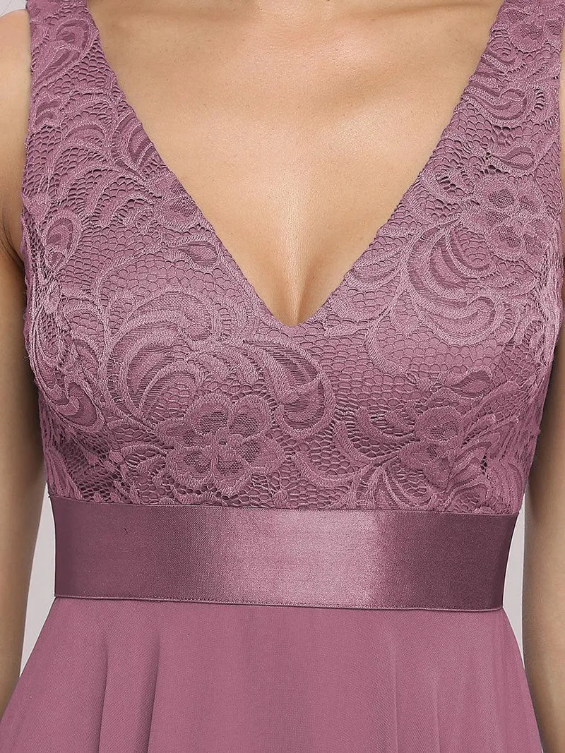 ever COSTA|Robe mariage invitée en dentelle à col en V mi-longue fluide