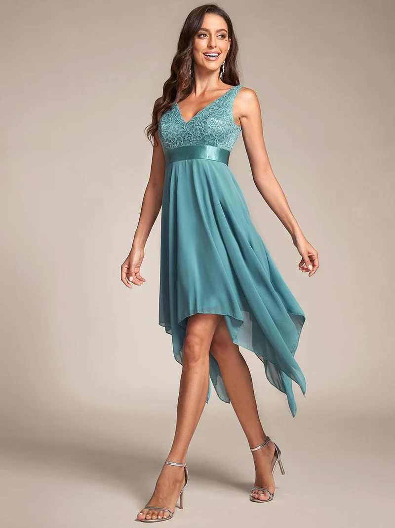 ever COSTA|Robe mariage invitée en dentelle à col en V mi-longue fluide
