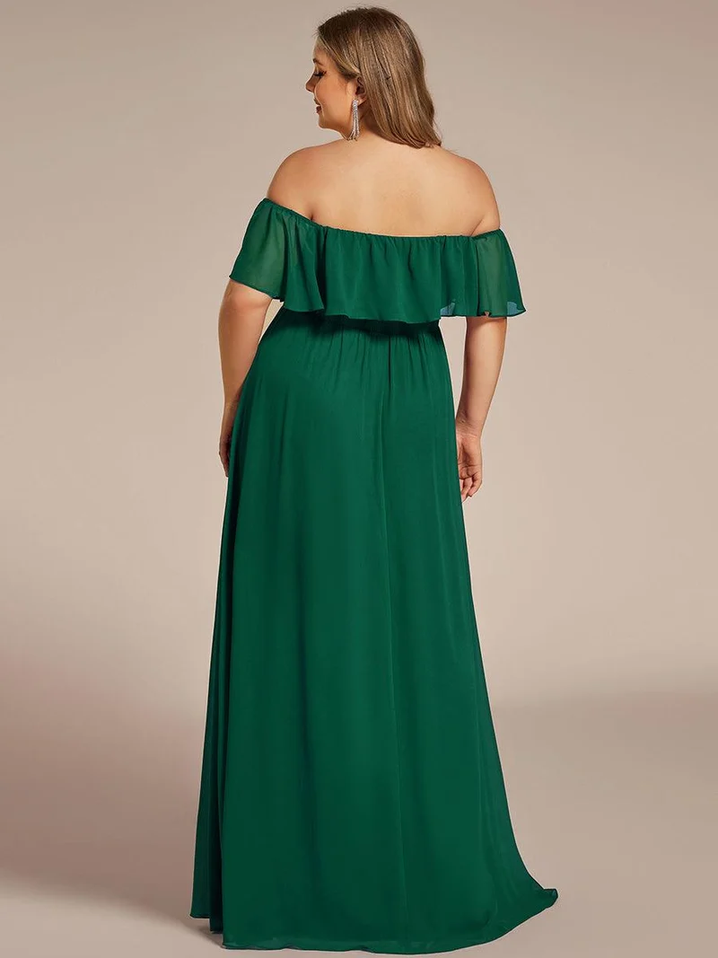 Robe de demoiselle d'honneur grande talle à volants et épaules dénudées