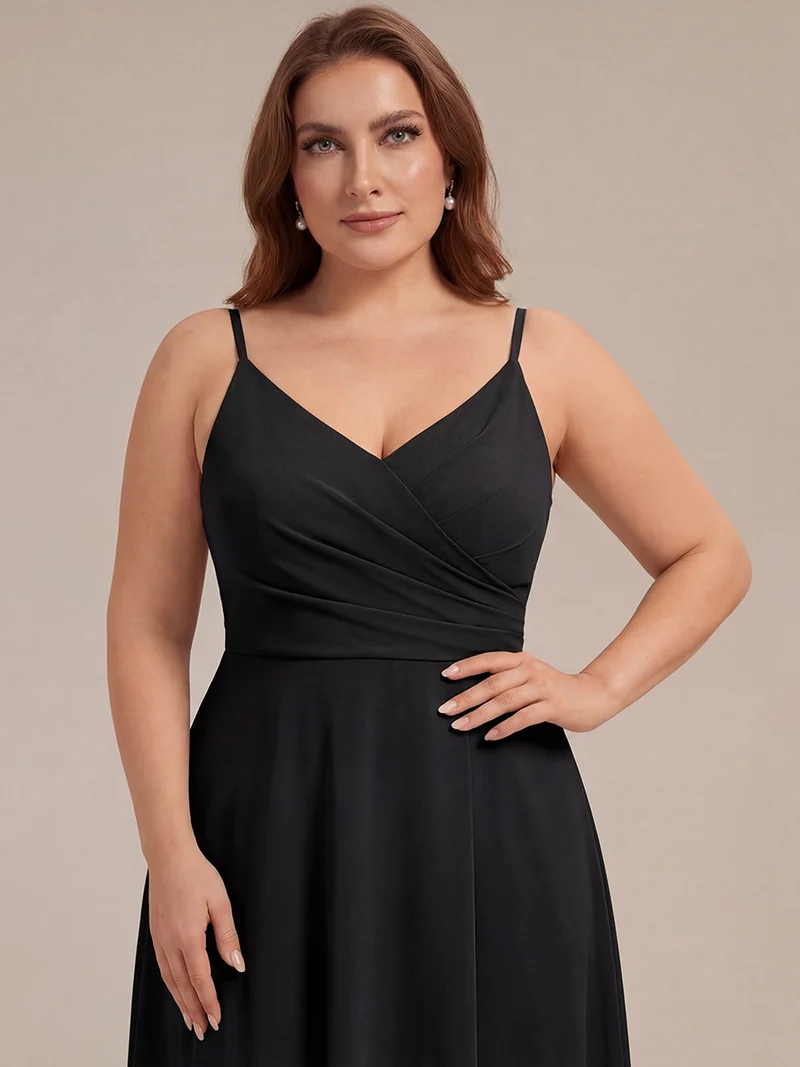 ever RENÉ|Robe de demoiselle d'honneur plissée à bretelles minces et col V
