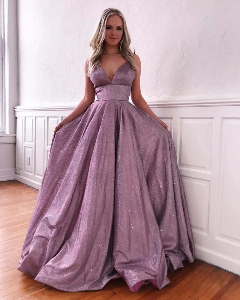 Robe de soirée élégante à bretelles spaghetti et paillettes scintillantes pour bal de fin d'année et occasions spéciales