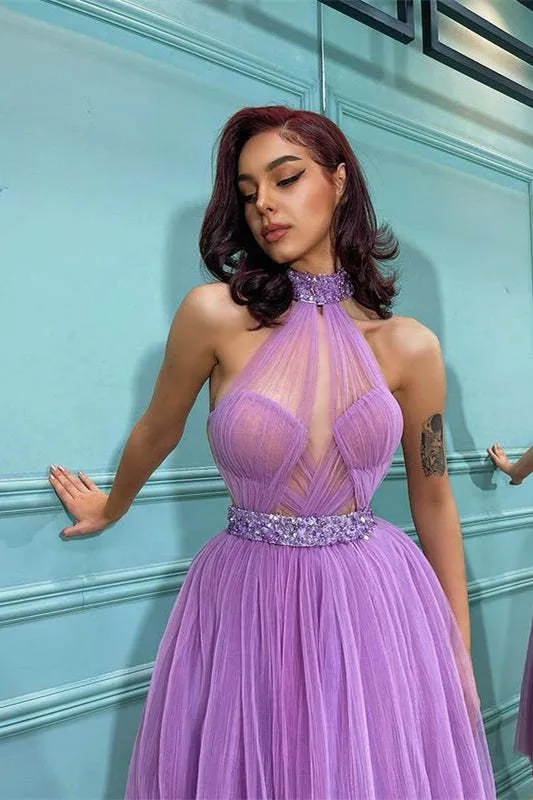 Robe de bal courte en tulle lavande élégante à col haut et corsage perlé