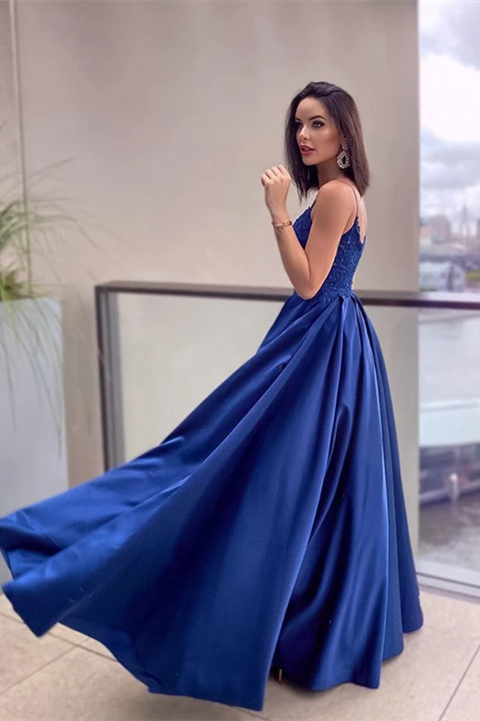 Robe de bal élégante bleu roi coupe trapèze avec appliques en dentelle et poches pratiques