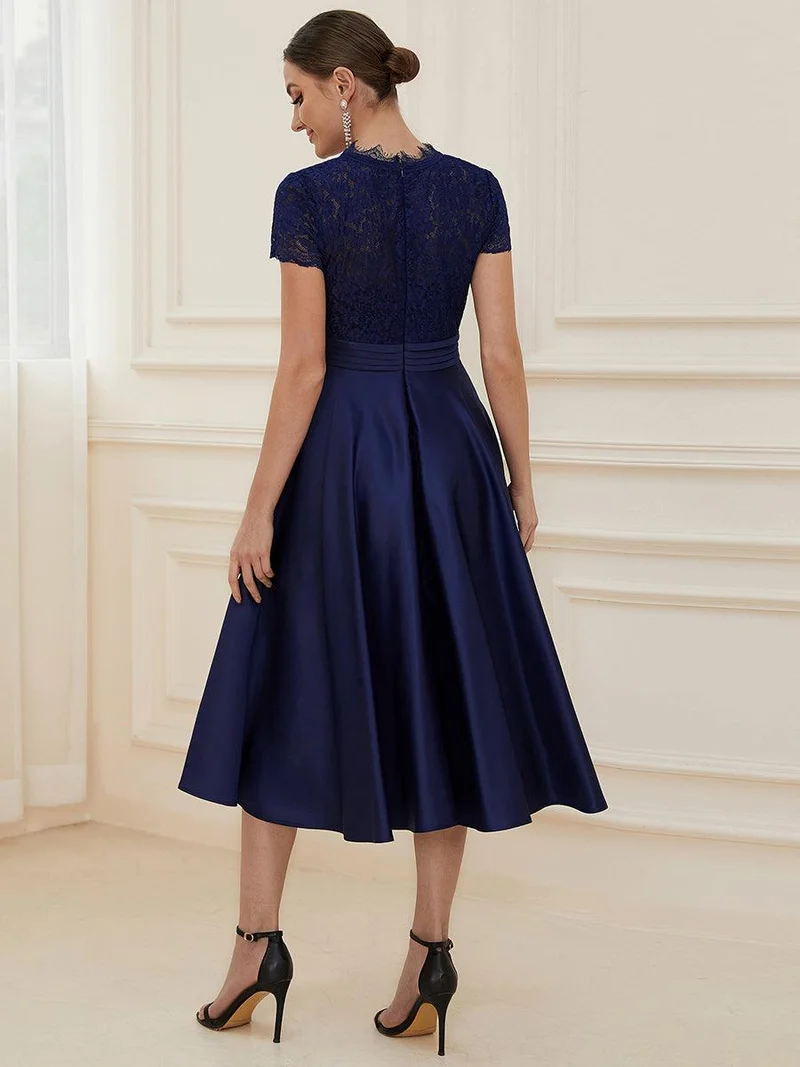 ever HARLEY|Élégante robe de soirée mi-longue à manches courtes et à fleurs brodées à col en V