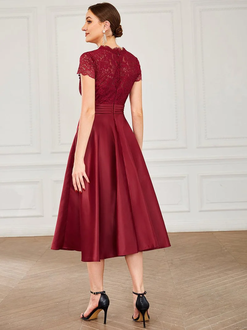 ever HARLEY|Élégante robe de soirée mi-longue à manches courtes et à fleurs brodées à col en V