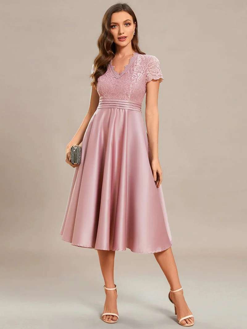 ever HARLEY|Élégante robe de soirée mi-longue à manches courtes et à fleurs brodées à col en V