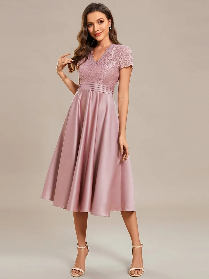 ever HARLEY|Élégante robe de soirée mi-longue à manches courtes et à fleurs brodées à col en V