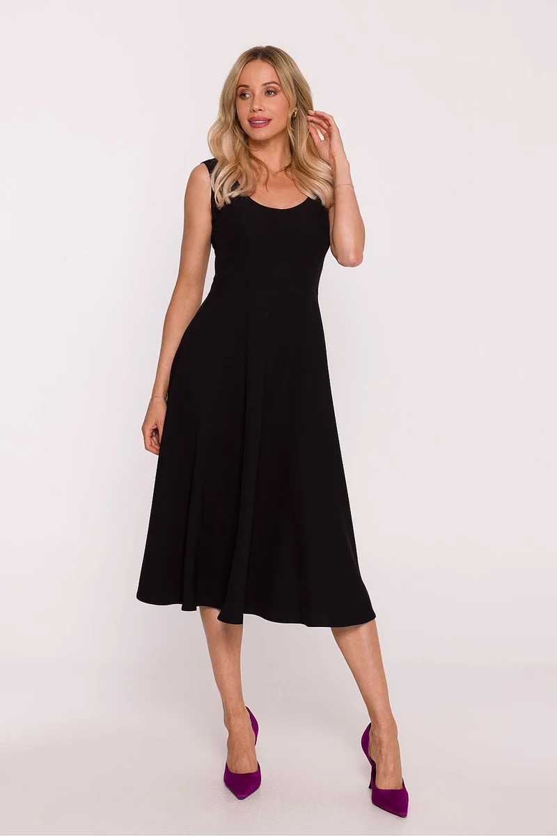 Robe évasée noire midi sans manches