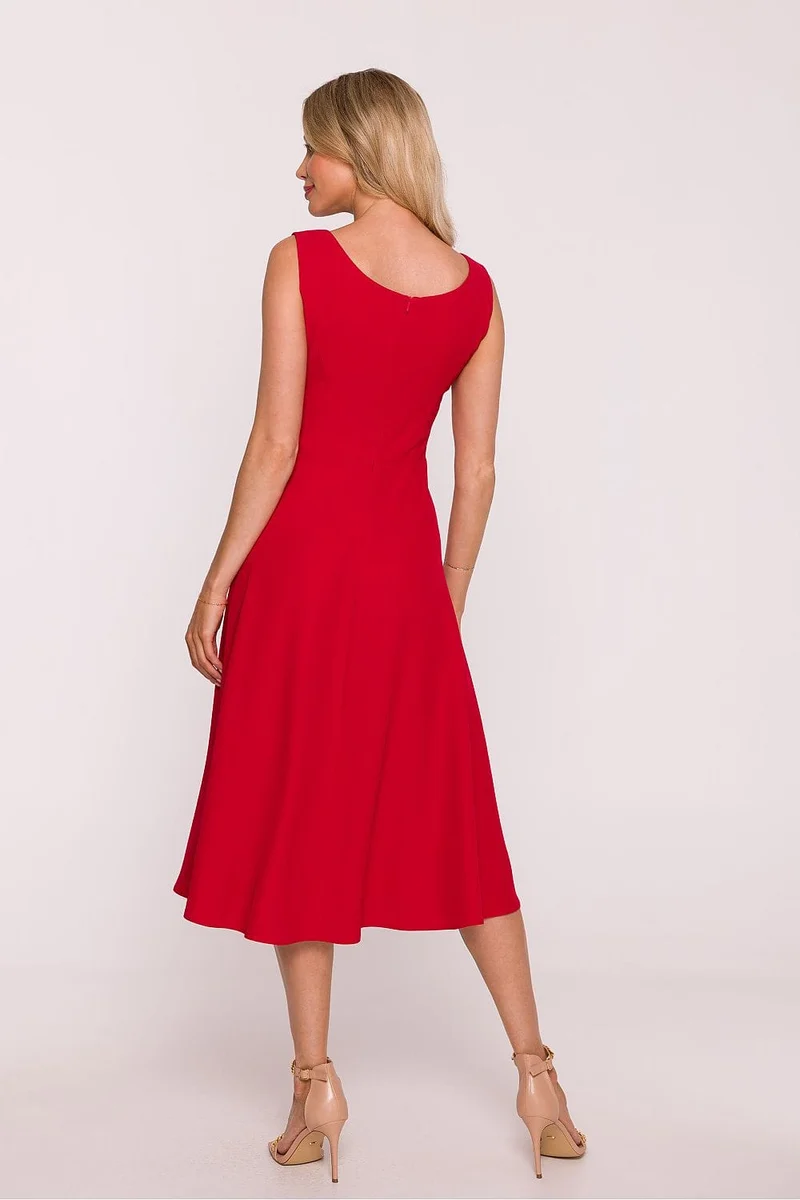 Robe midi évasée rouge sans manches