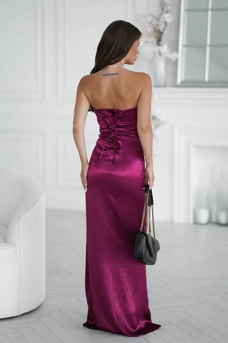 Robe de soirée rose fuchsia longue fendue en satin
