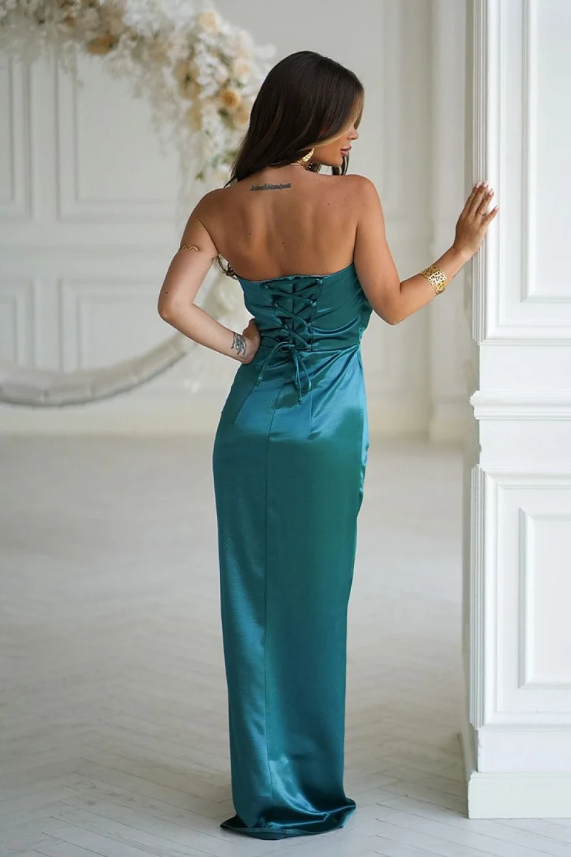 Robe de soirée bustier verte satinée