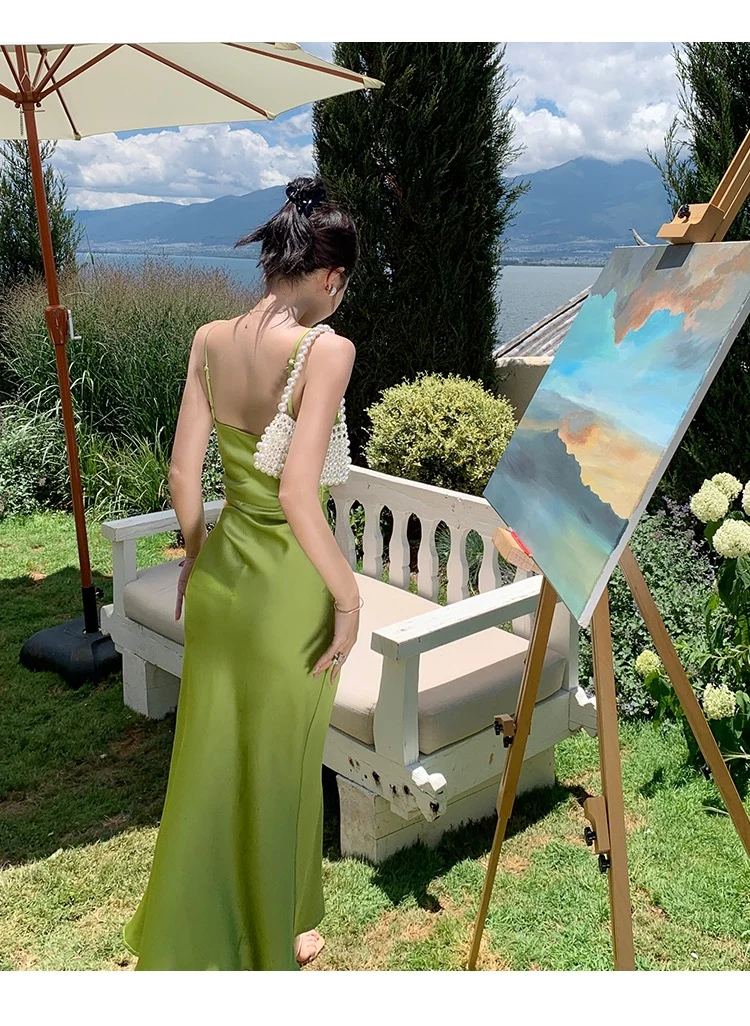 Robe nuisette semi-formelle vert forêt avec fente