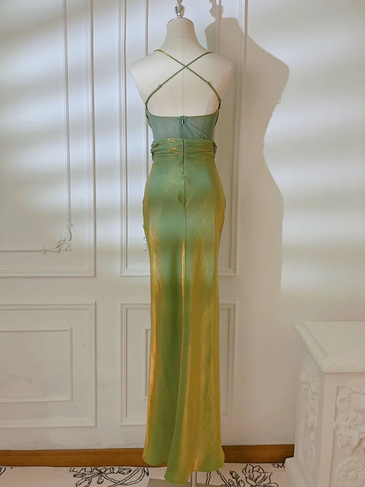 Robe semi-formelle vert sauge pour invité au mariage