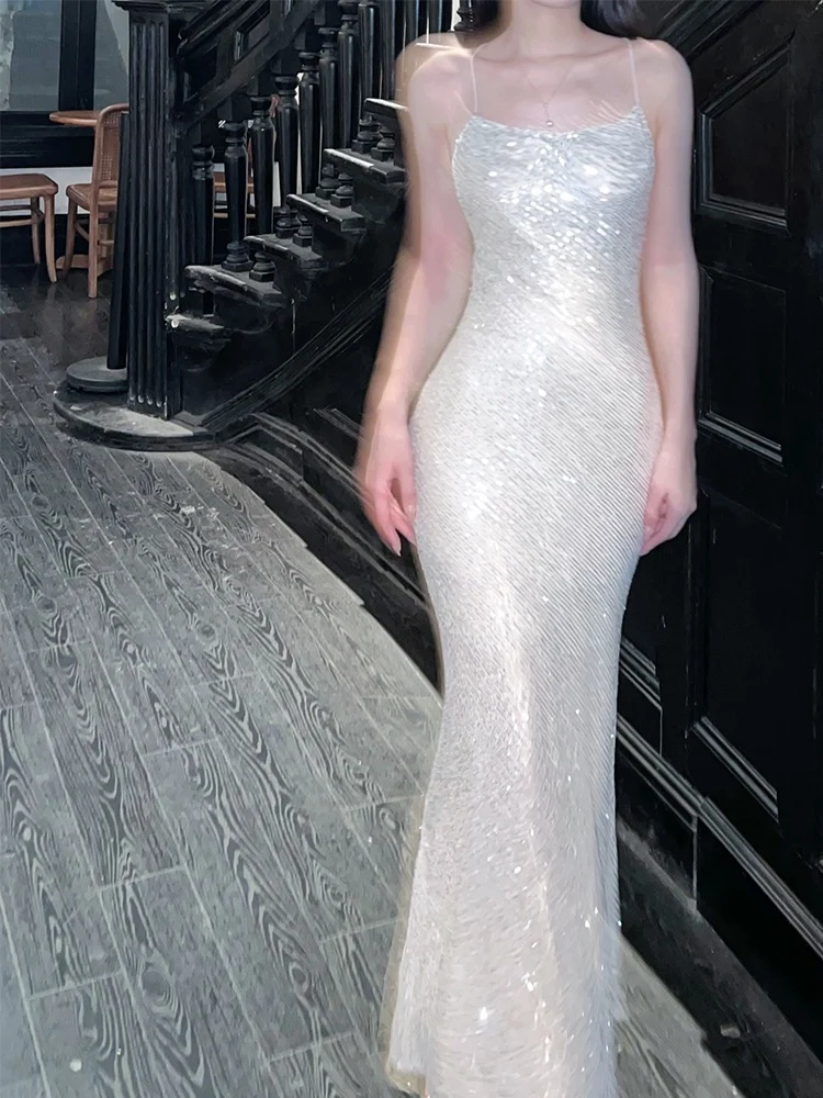 Robe longue sirène à paillettes et paillettes roses
