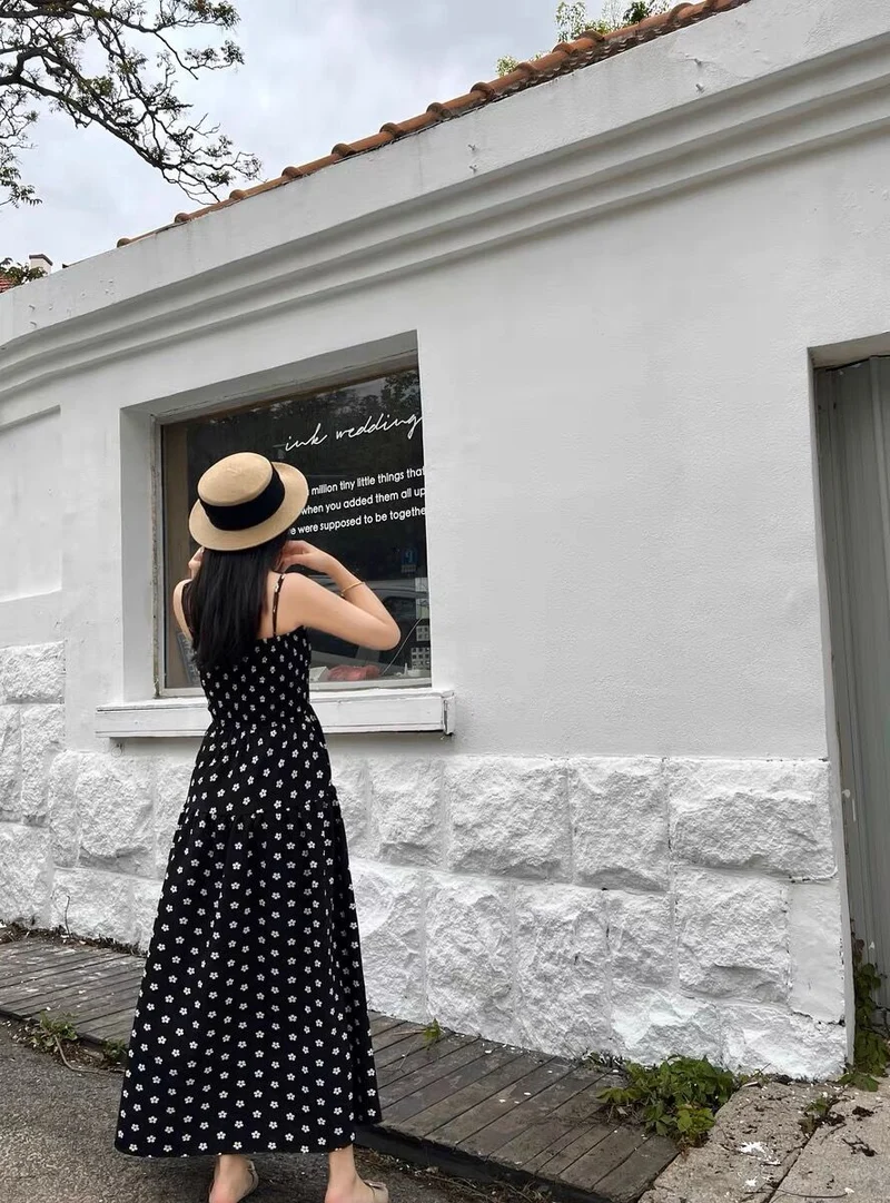 Robe longue d'été florale noire de style français