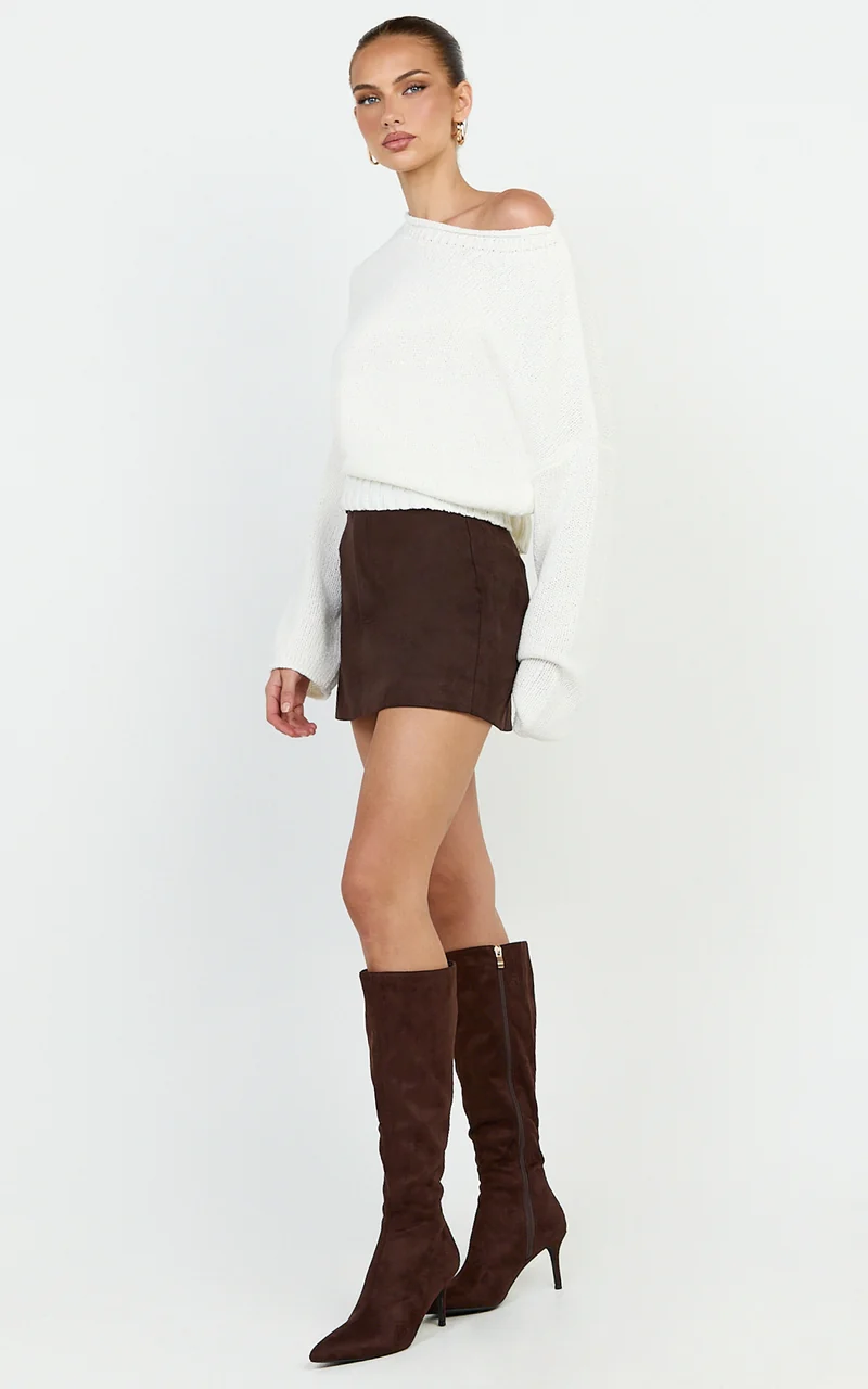 Nova Jumper - Tipped Shoulder Jumper in White