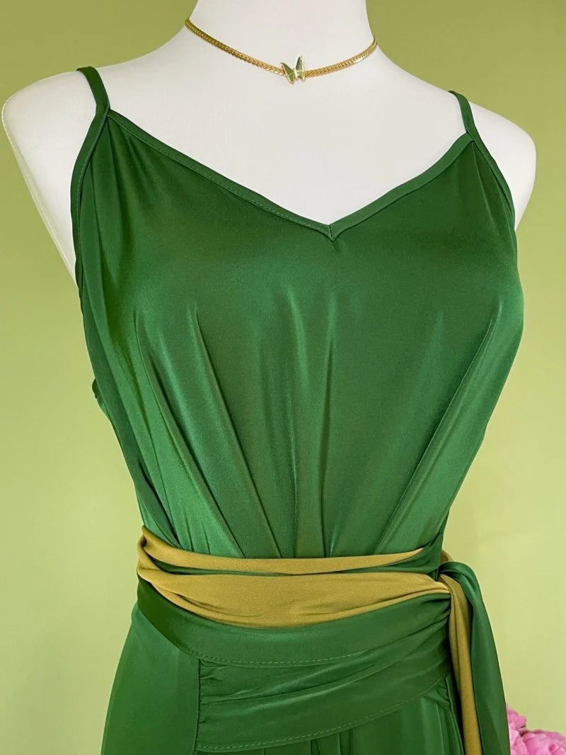 Robe longue d'été verte à nouer à la taille