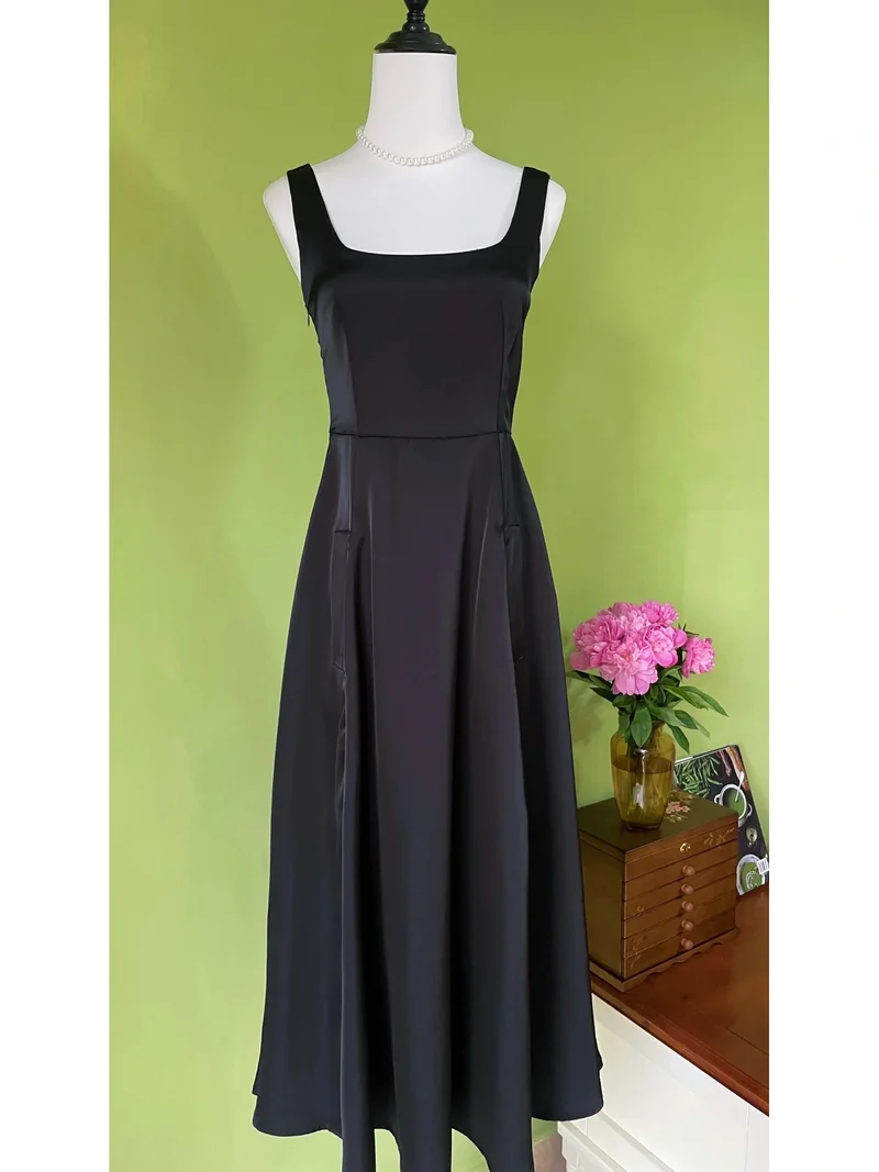Audrey Hepburn Style Robe vintage noire des années 50 avec poches