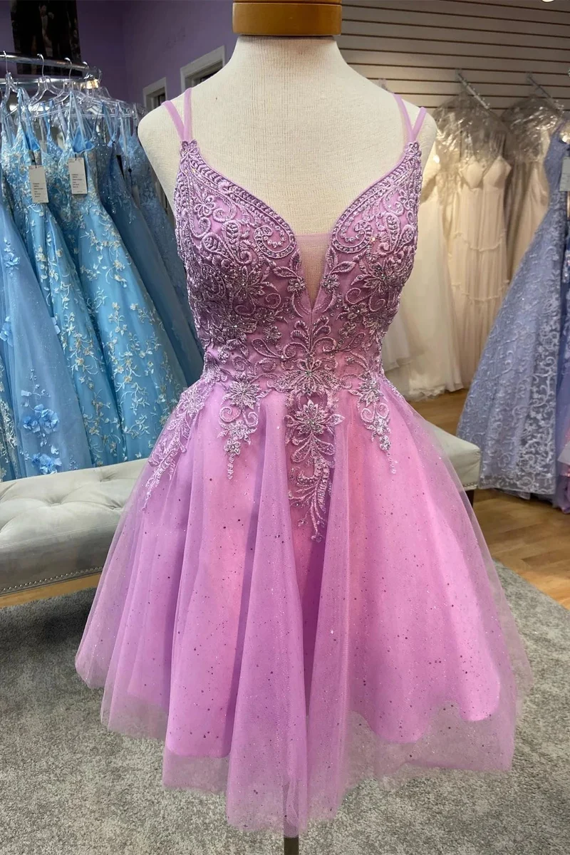 Robe de soirée en tulle rose à décolleté en V plongeant