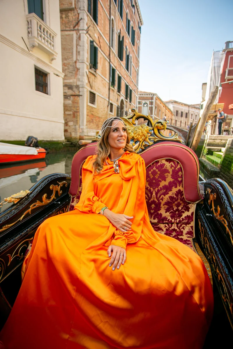 Robe Romane orange
