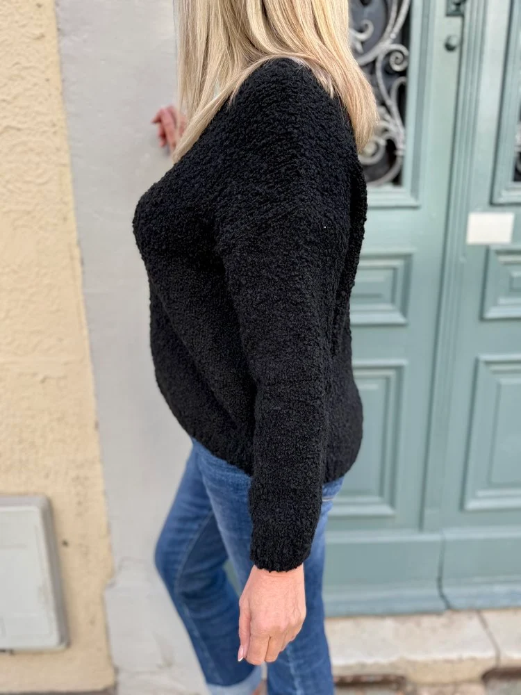 Pull Lilio noir