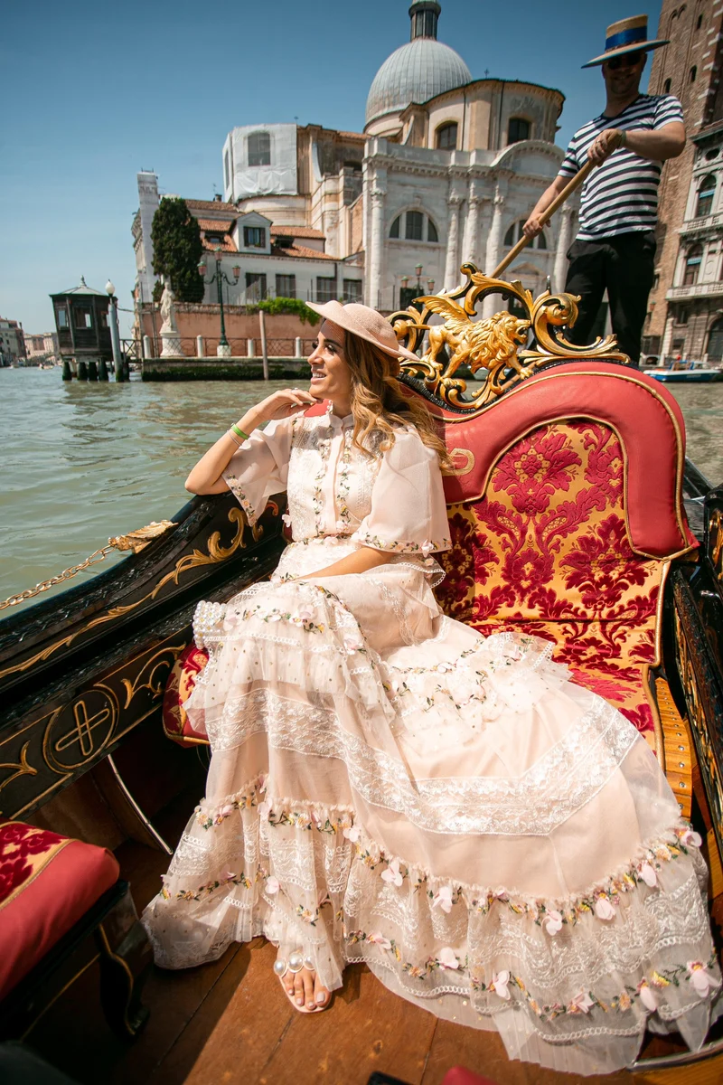 Robe Elisabeth à fleurs rose