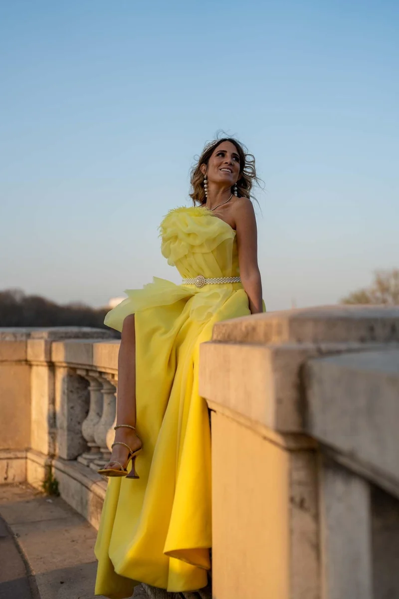 Robe monaco bustier plume jaune