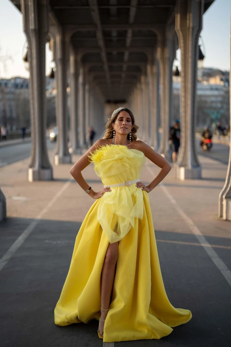 Robe monaco bustier plume jaune
