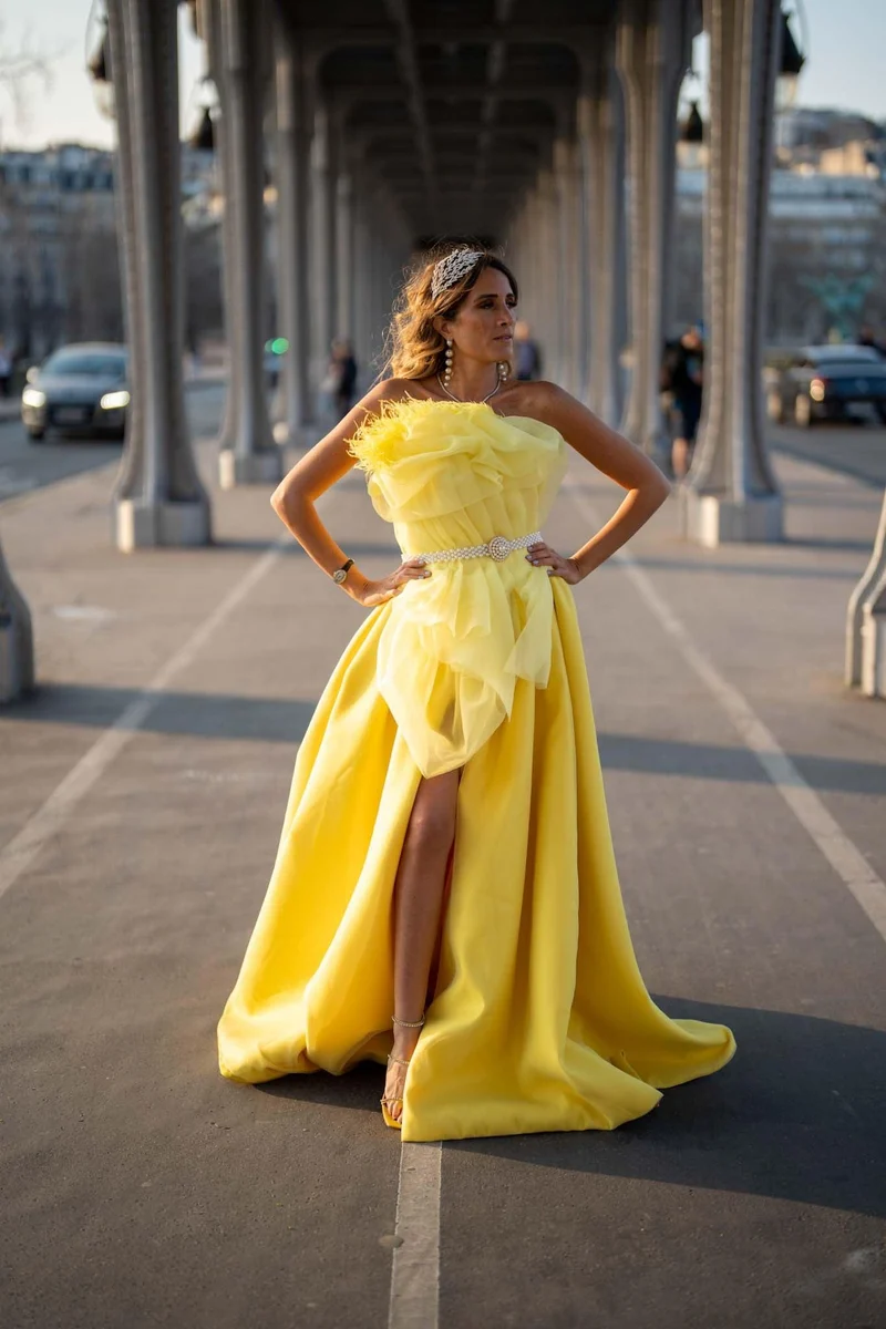 Robe monaco bustier plume jaune