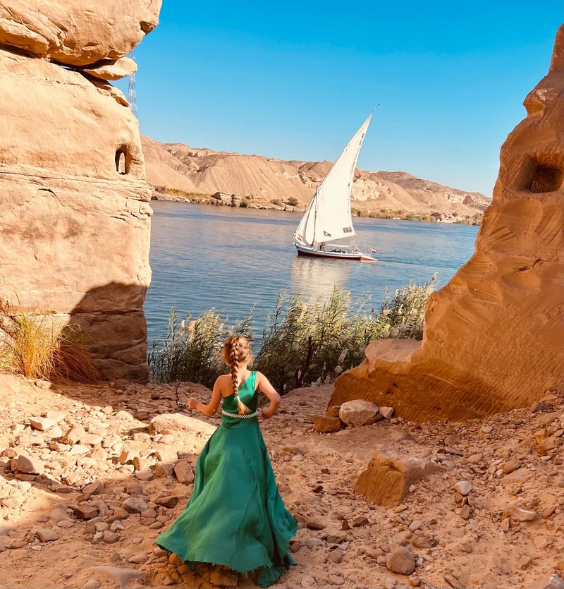 Robe en soie asymétrique verte