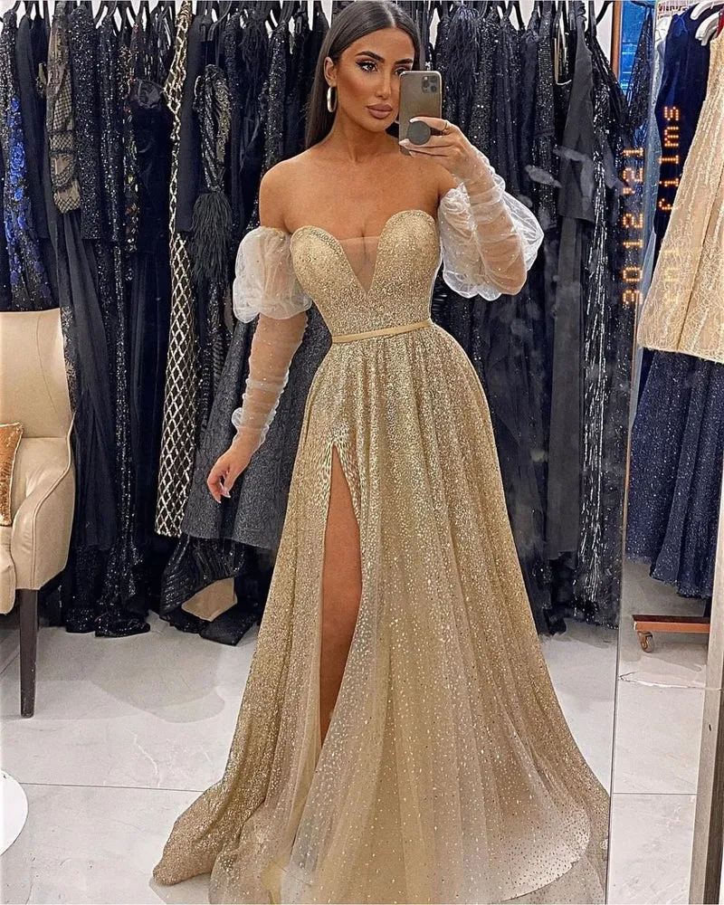 Superbe robe de bal à paillettes champagne, col en V, manches longues élégantes et fente sur le devant