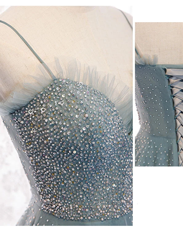 Robe de bal élégante en tulle vert à paillettes et col en cœur
