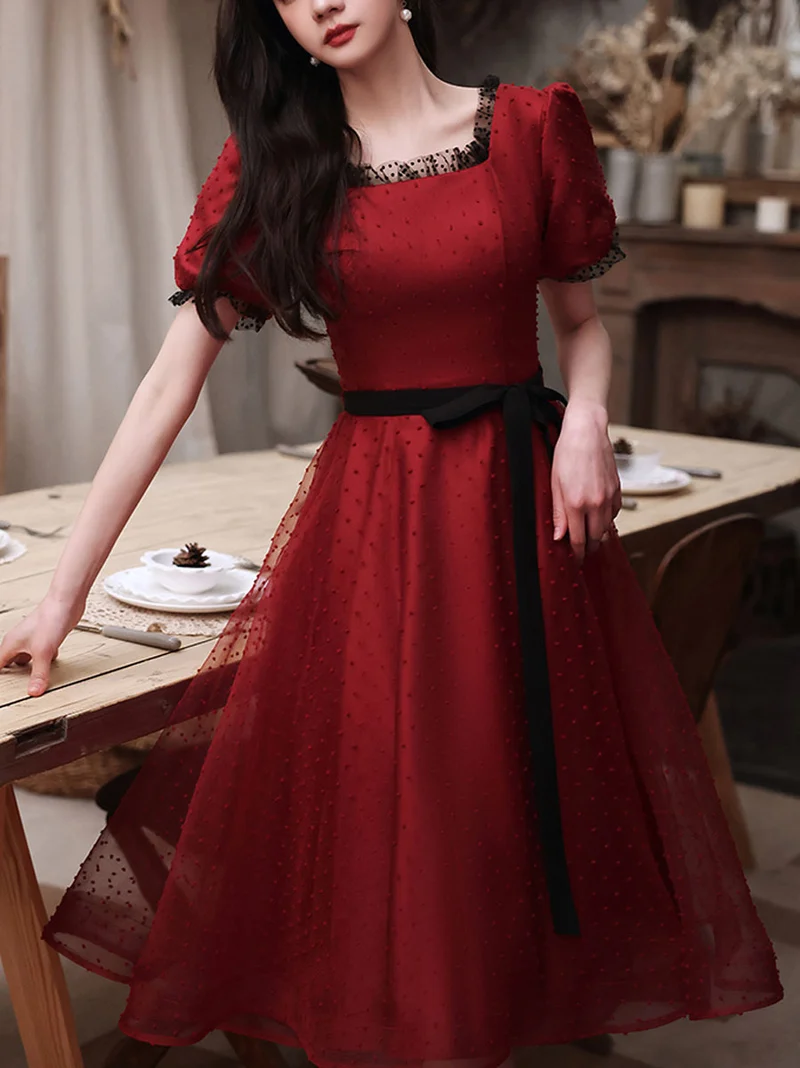 Robe de bal courte élégante en tulle bordeaux pour demoiselles d'honneur