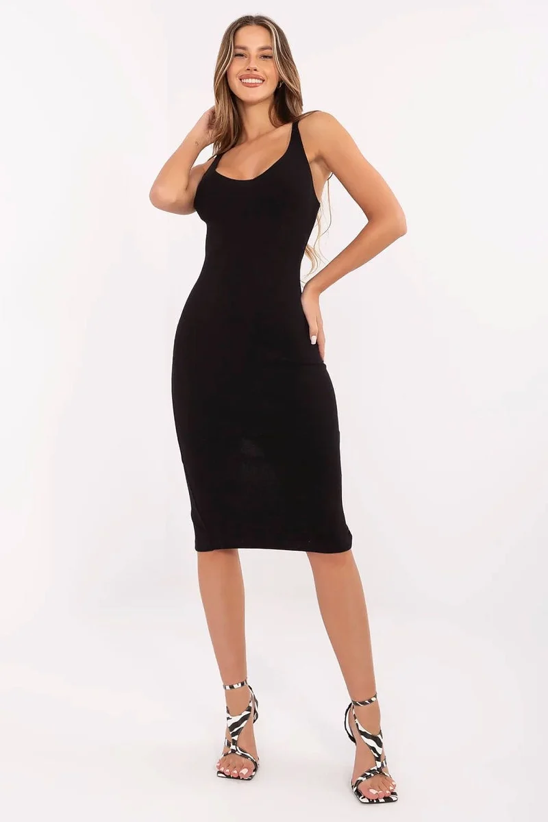 Robe moulante noire midi sans manches