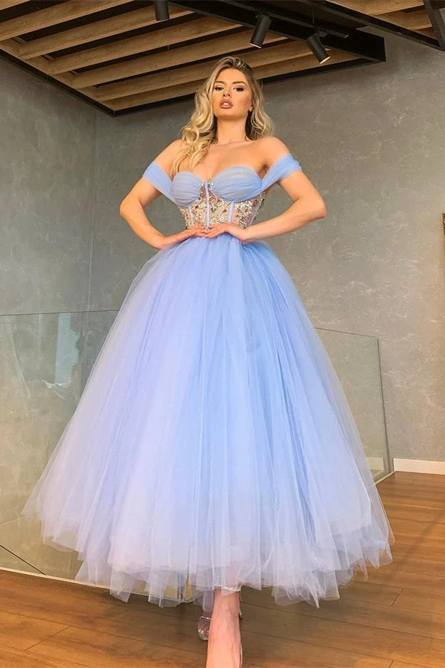 Robe de bal scintillante à épaules dénudées avec corsage en cristal et jupe en tulle