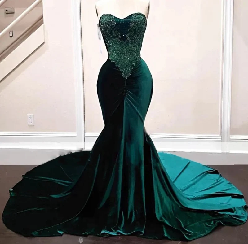 Superbe robe sirène à sequins vert émeraude : robe de soirée sans manches à col en V