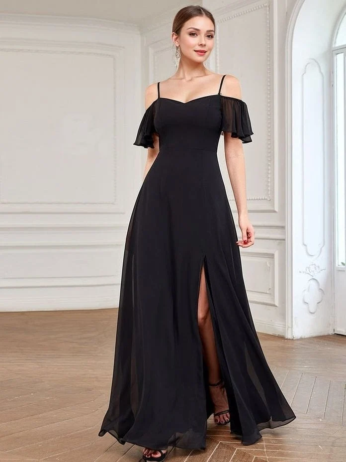 Robe de soirée noire longue fendue avec bretelles spaghetti