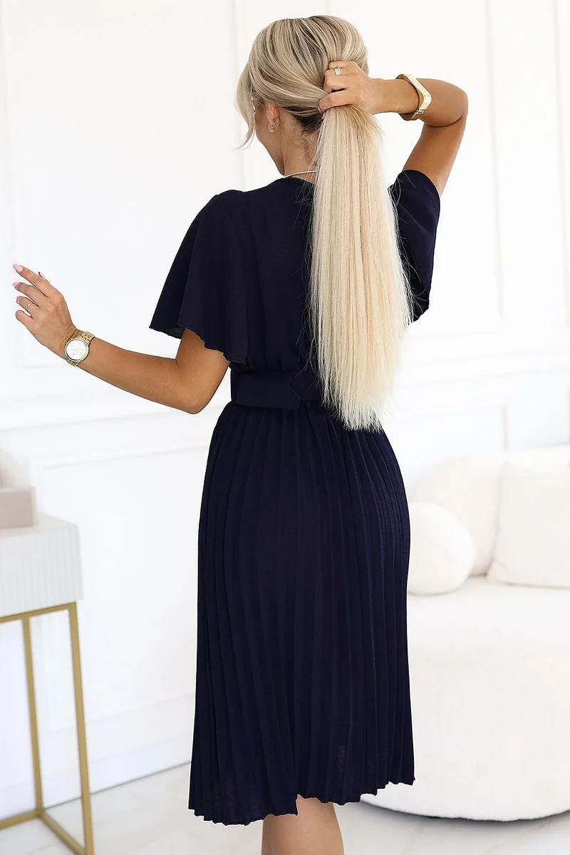 Robe plissée bleue marine midi chic