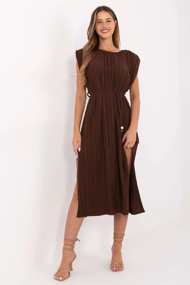 Robe bohème marron midi plissée fendue