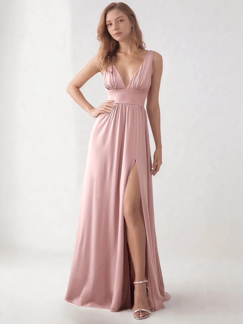 Robe demoiselle d'honneur rose poudré décolleté plongeant