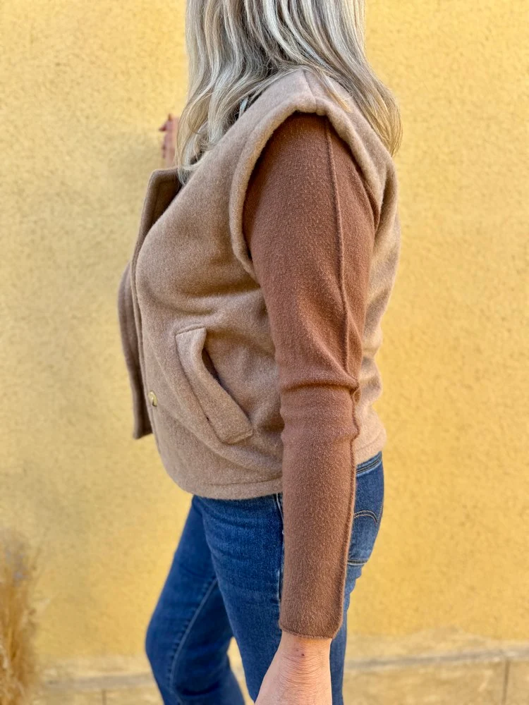 Veste sans manches Anaïa camel