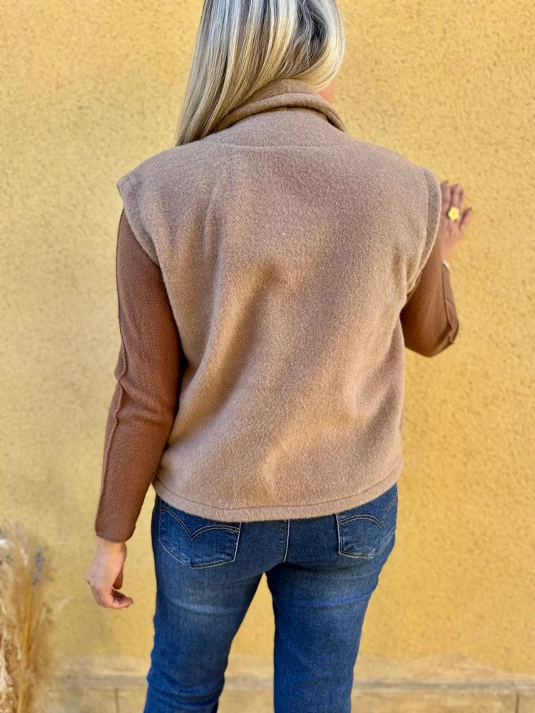 Veste sans manches Anaïa camel