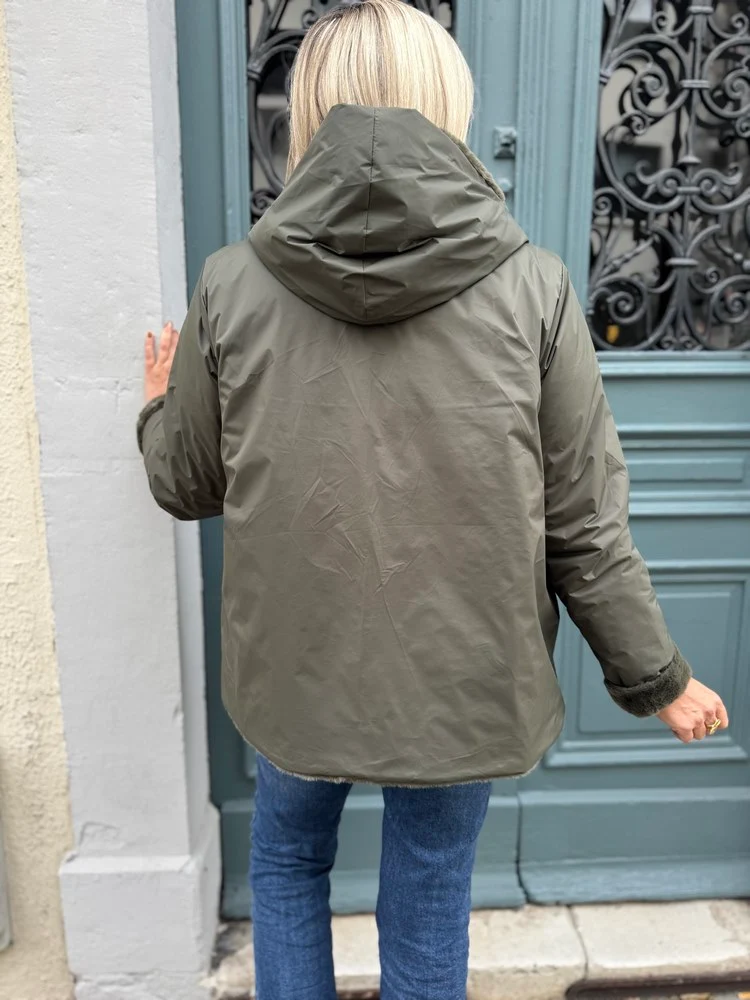 Veste courte fourrée Laura réversible kaki