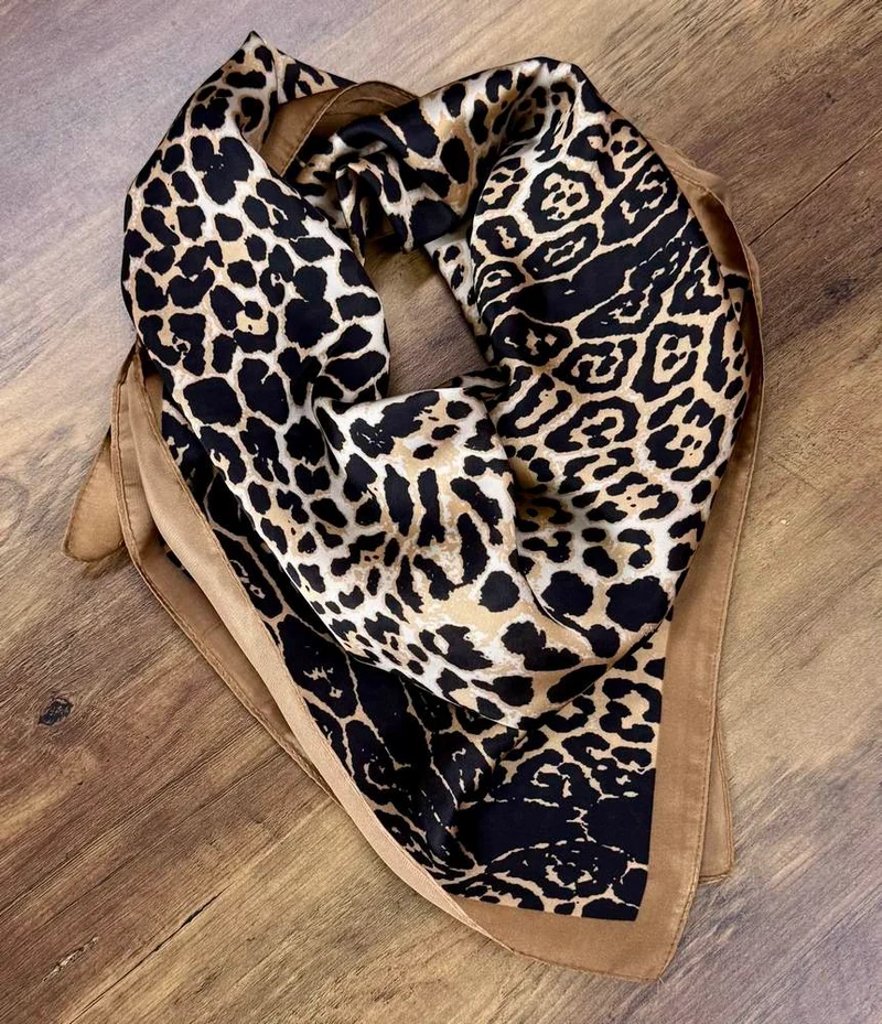 Foulard carré Marco camel