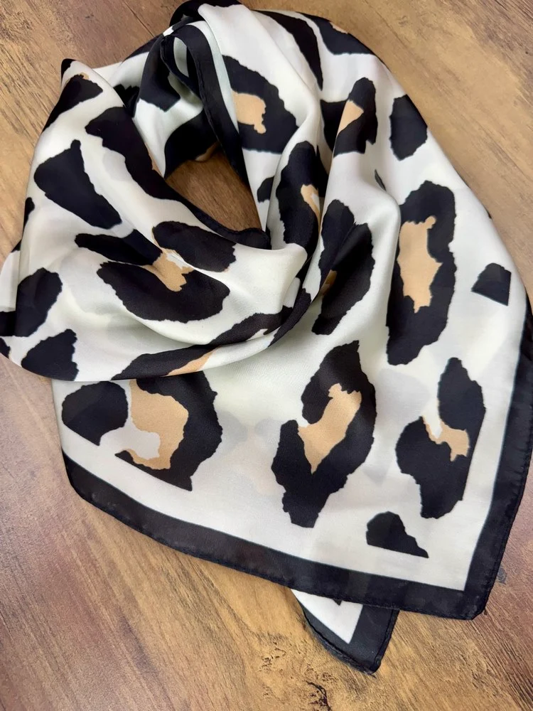 Foulard carré Pablo blanc