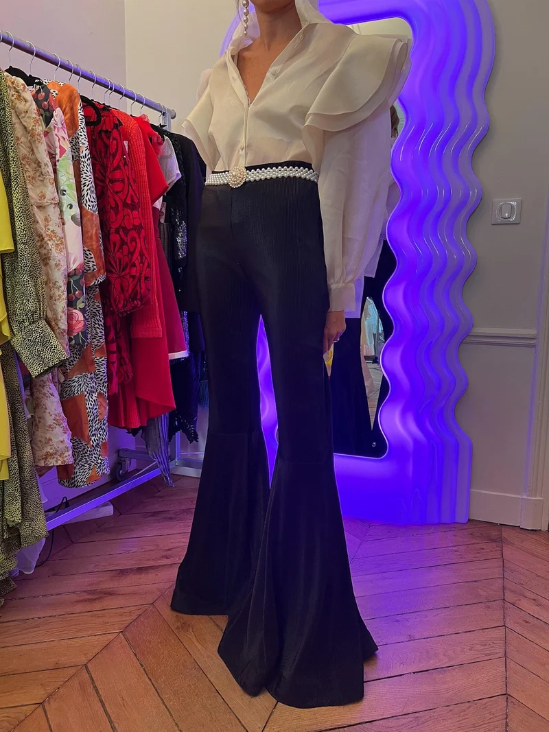 Pantalon noir évasé