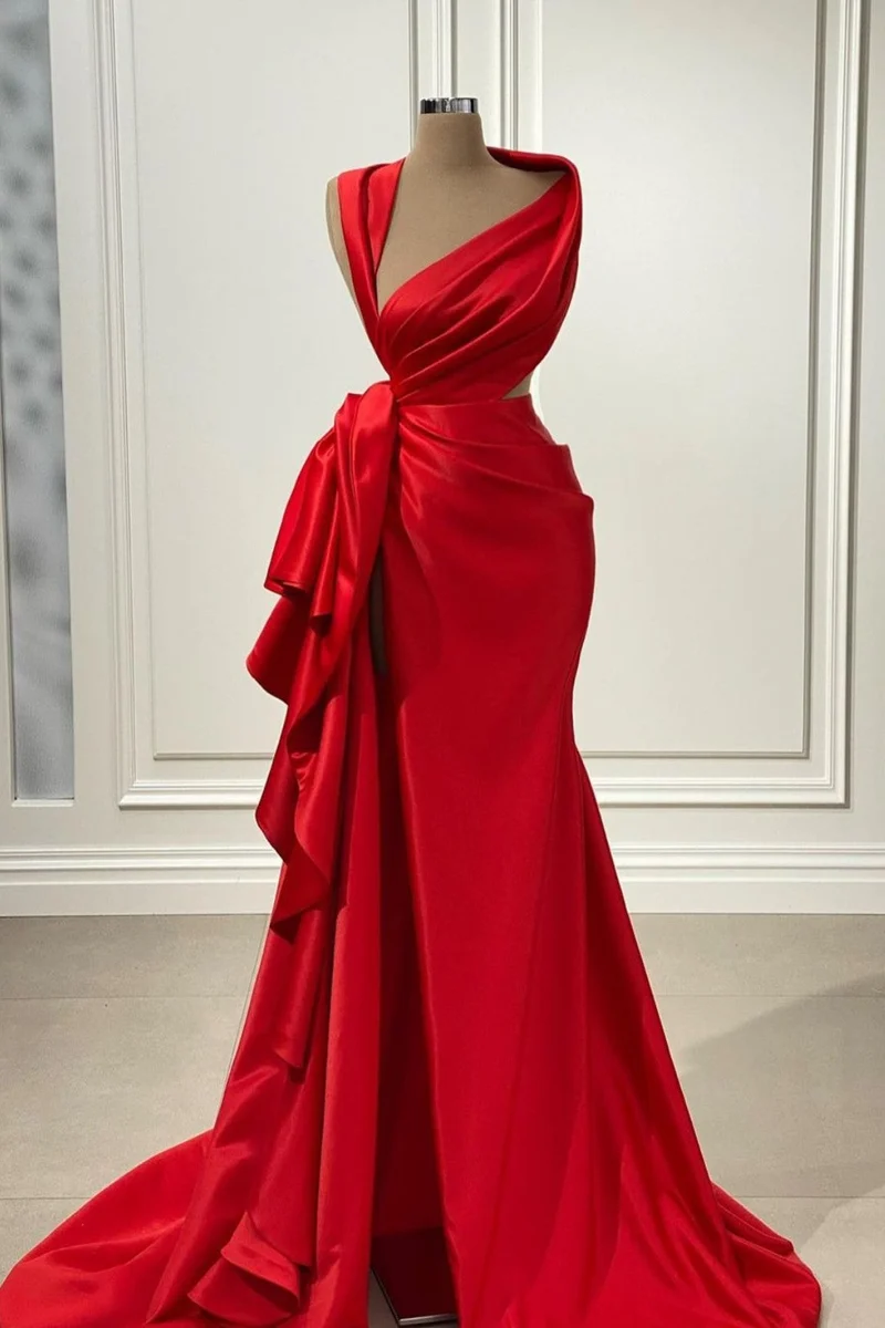 Robe de bal longue élégante en charmeuse rouge avec fente haute – Décolleté Queen Anne