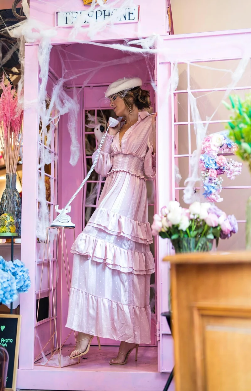 Robe midi en mousseline de soie rose